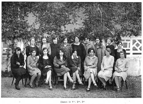 s_1927-1928_3eme a 1ere.jpg - Lycée St. Aulaire - TANGER / MAROCAnnée scolaire: 1927-28. photo 3ème, 2de, 1ère Photo communiquée par Emilio DAHL 